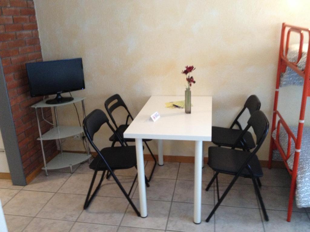 Residence Tell Chiasso Habitación foto